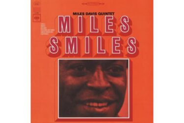 MILES DAVIS QUINTET - MILES SMILES