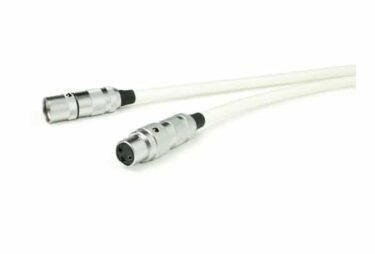 Oyaide - Tunami Terzo XX V2 XLR interconnect cable (1.3 Mtr Pair)