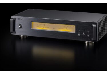 TEAC  STEREO POWER AMPLIFIER  AP-701