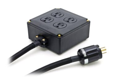 Oyaide - OCB-1 SX V2 Outlet AC power distribution box